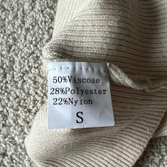 Cream Knotted Strapless Tank Top - Picture 3 of 3